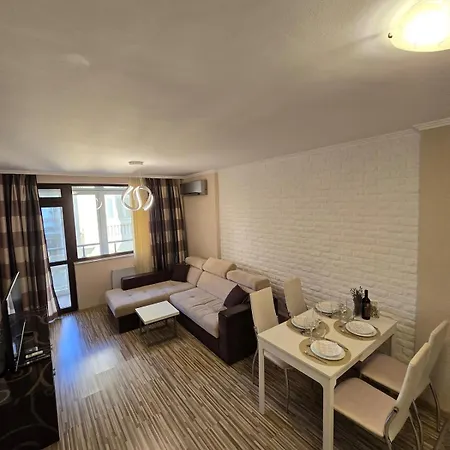 Lejlighed Center Sea Garden 2br Varna